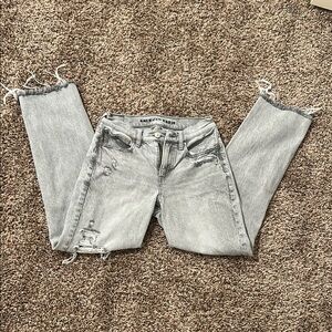 American Eagle 90’s Straight Low Rise Women’s Ripped Jeans (grey)